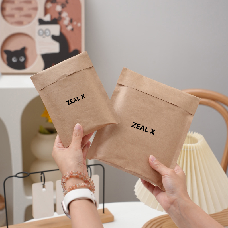 „Zeal X“ atskleidžia FSC sertifikuotą „Kraft Paper Mailer“ - iš naujo apibrėžiant tvarią pakuotę